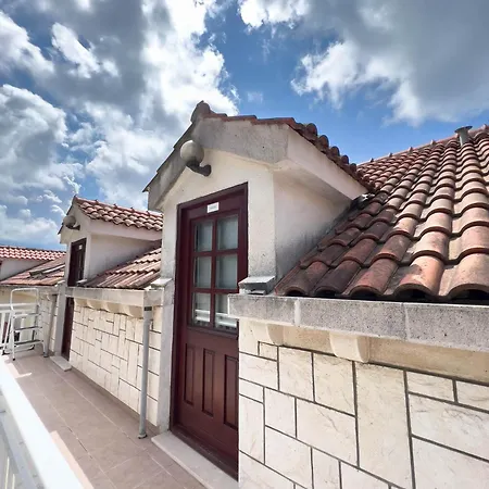 Pjevalo-mljet Apartment Polace