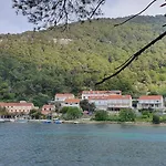 Pjevalo-mljet * Polače