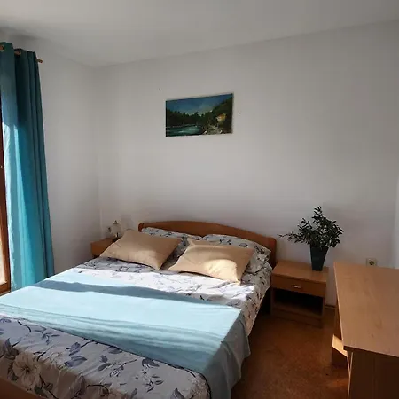 Pjevalo-mljet Apartman *