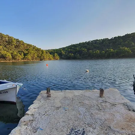 Pjevalo-mljet Apartman *