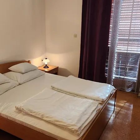 Pjevalo-mljet アパート *