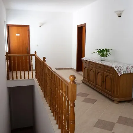 Pjevalo-mljet Polače