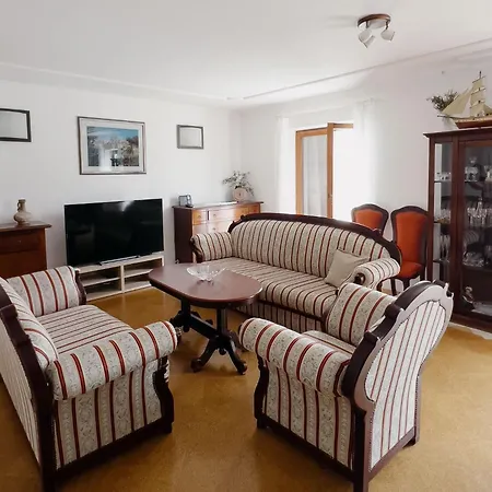 Pjevalo-mljet Apartament *
